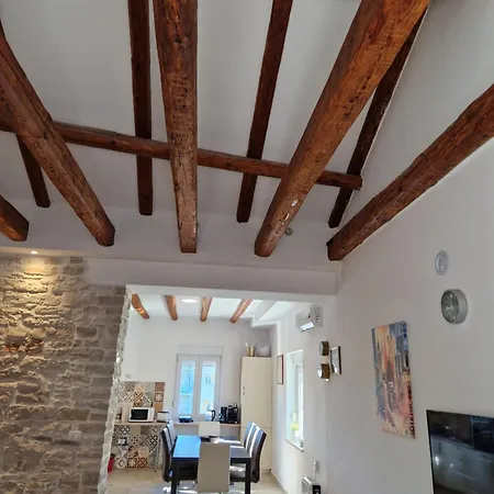 Ferienhaus Carmen Pula