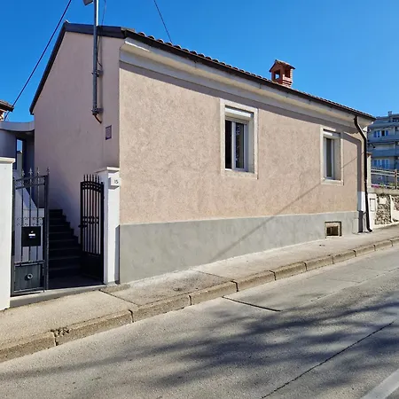 Holiday home Carmen Pula