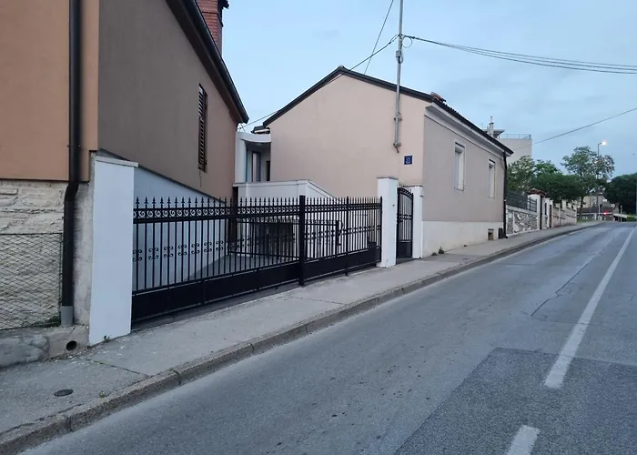 Carmen Σπίτι διακοπών