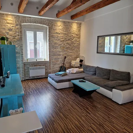 Carmen Holiday home Pula